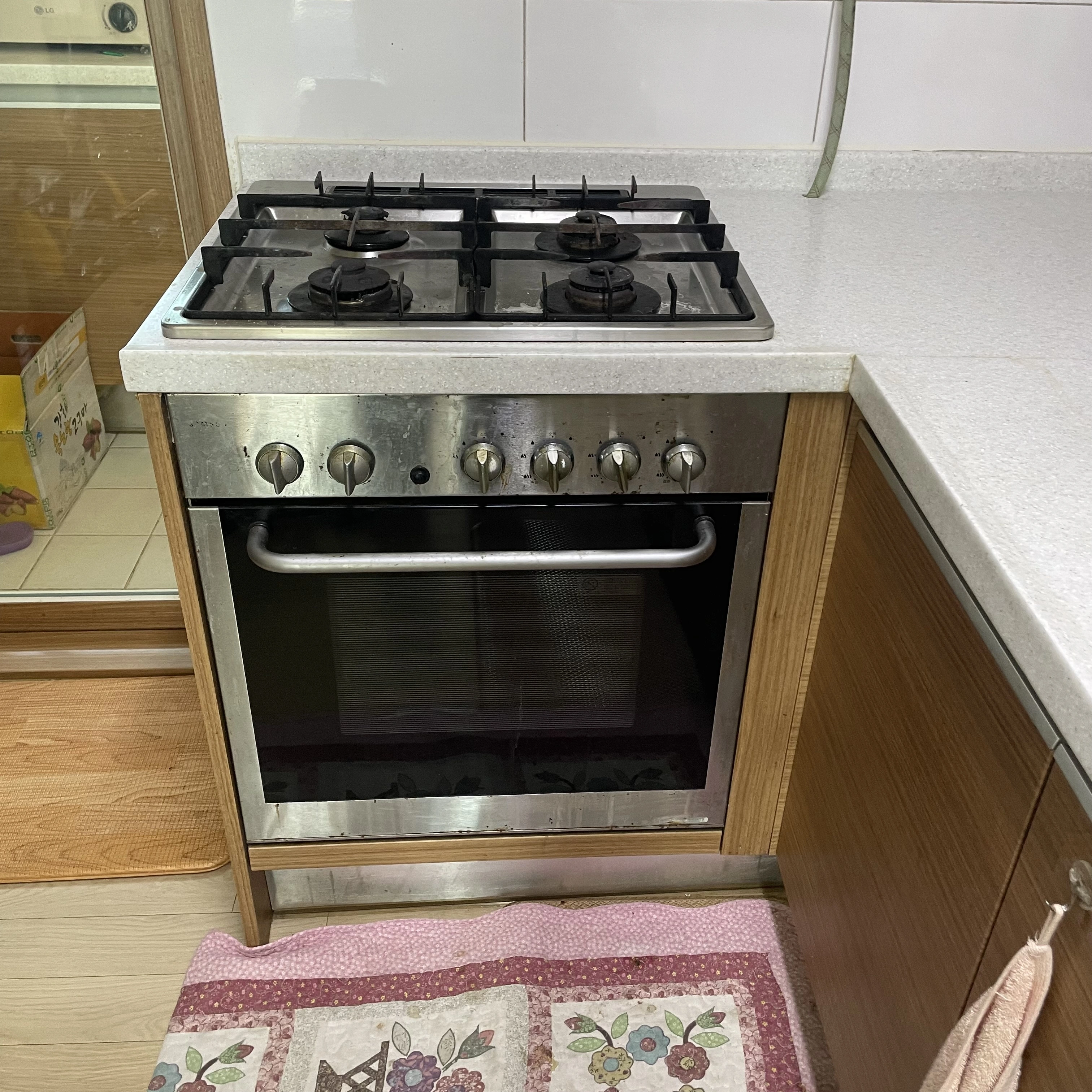 가스오븐레인지철거 작업 현장 2